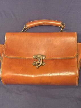 RARE! Vintage Leather Satchel Purse | Unique Hardware